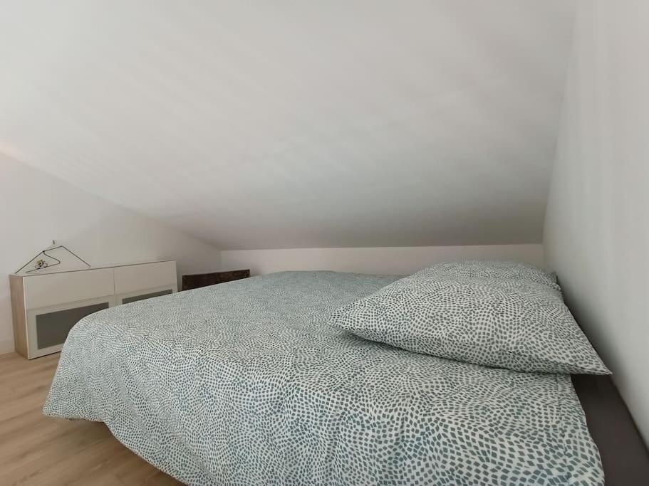 Gite De Charme Avec Jacuzzi Face Au Mont Ventoux Crestet Esterno foto
